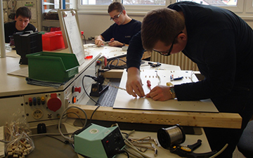 Students working at Siedle in Freiburg